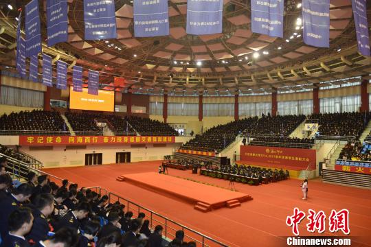 大连海事大学2173万元奖助学金奖励优秀学子（图）
