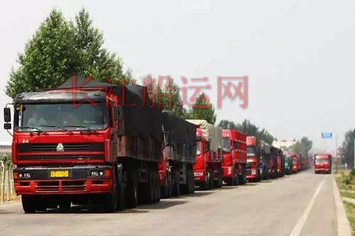 上涨汽柴油价再给货运司机的伤口上撒盐？