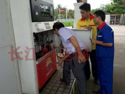 为什么民营加油站的油价那么低，难道是兑了“地沟油”？