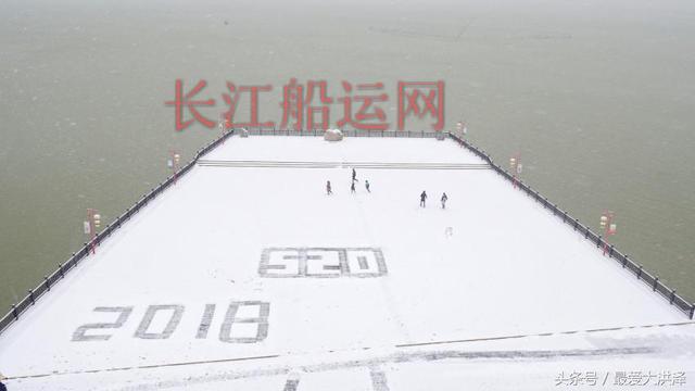 洪泽：千年古堰再飞雪 宛如童话世界