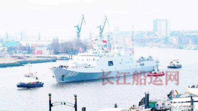 近日中国海军做了什么？官方特意发布一禁令，航道上船只为其让道